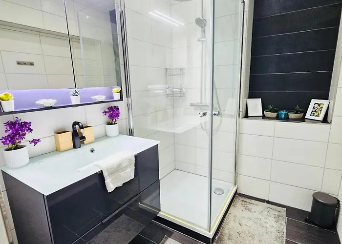 Chic Urban 2br With Parking- Bel4 Lüksemburg