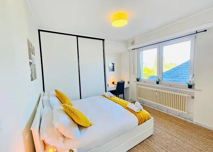 Lejlighed Chic Urban 2br With Parking- Bel4