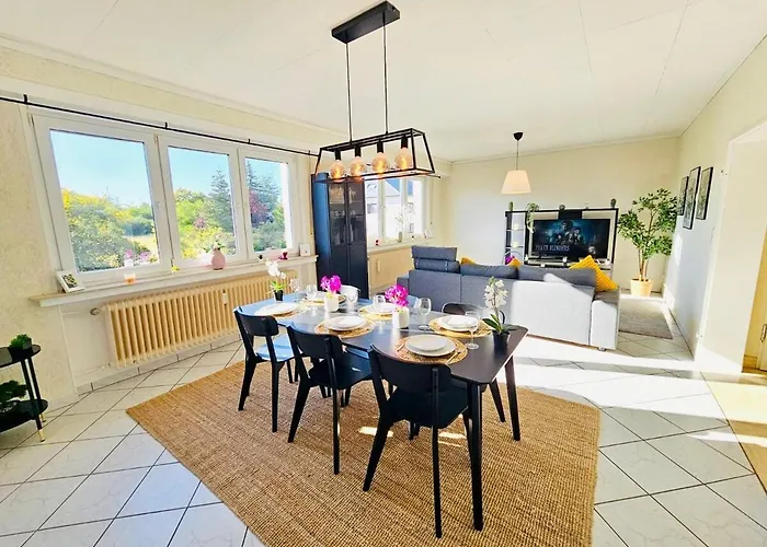 Chic Urban 2br With Parking- Bel4 *